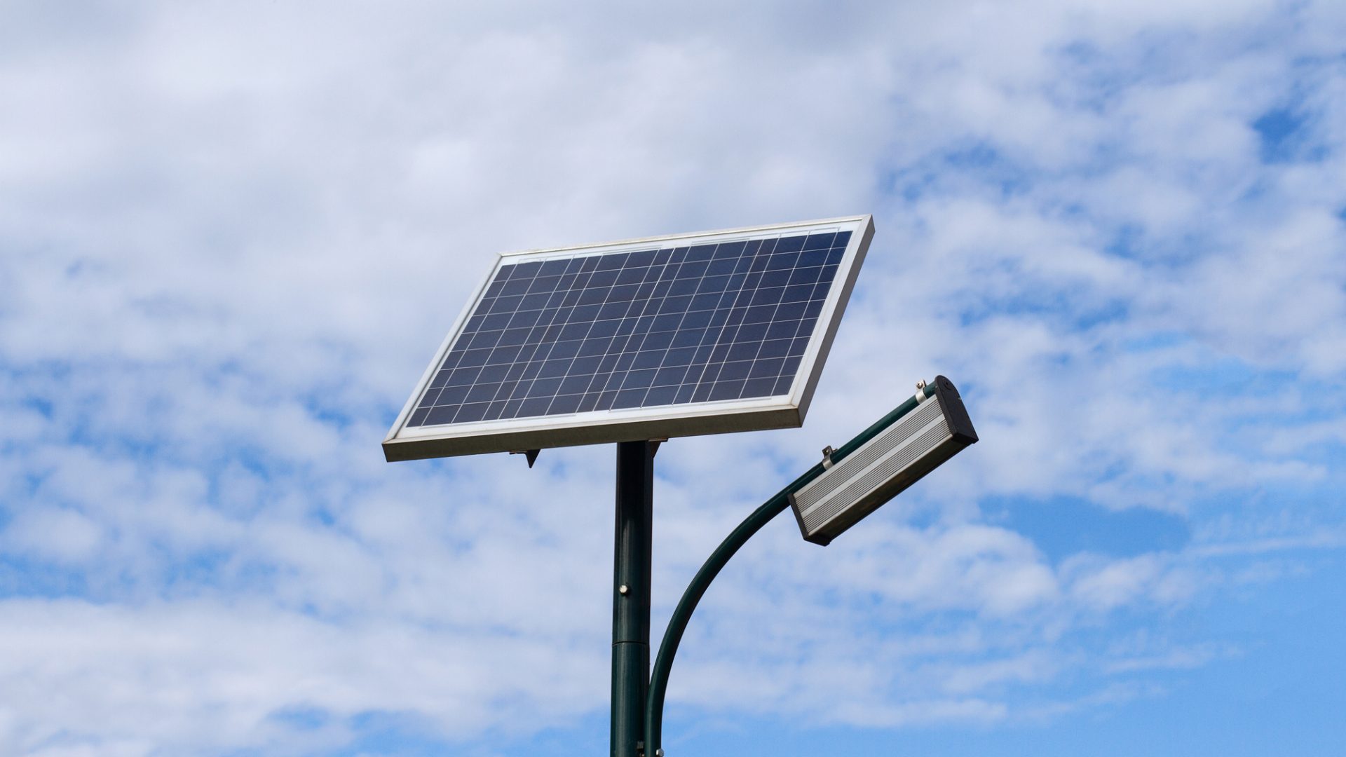 aec-daily-solar-lighting_(2)